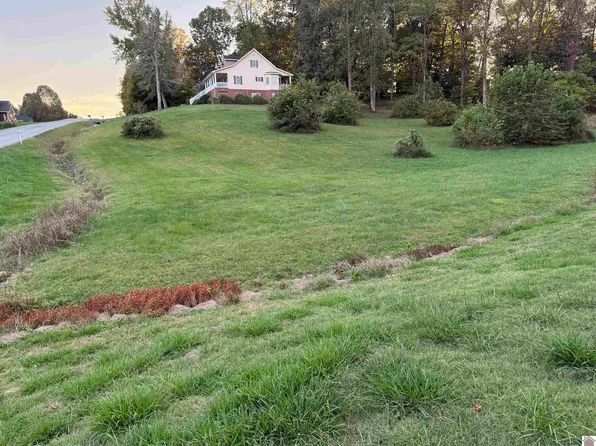 38 & 39 Kuttawa Springs Ct, Kuttawa, KY 42055