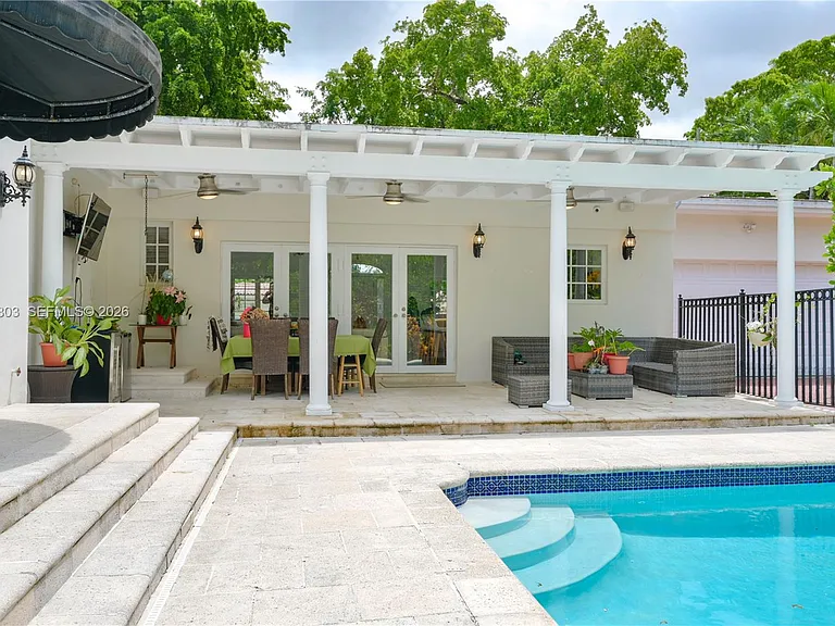 1535 Baracoa Ave — Photo 6