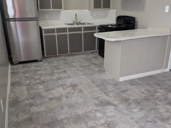 Highlander Apartments