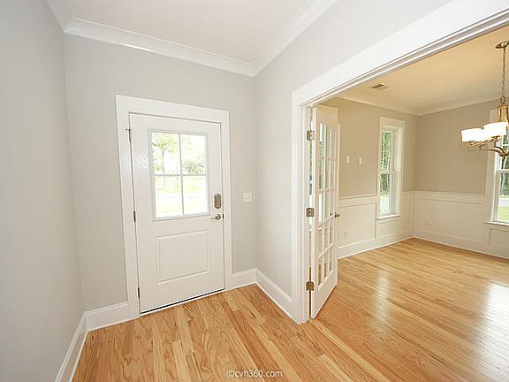4th image of 2718 Battle Trail Dr