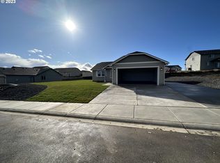 4 Tracy St, Milton Freewater, OR 97862