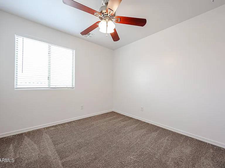 41298 W Parkhill Dr — Photo 24
