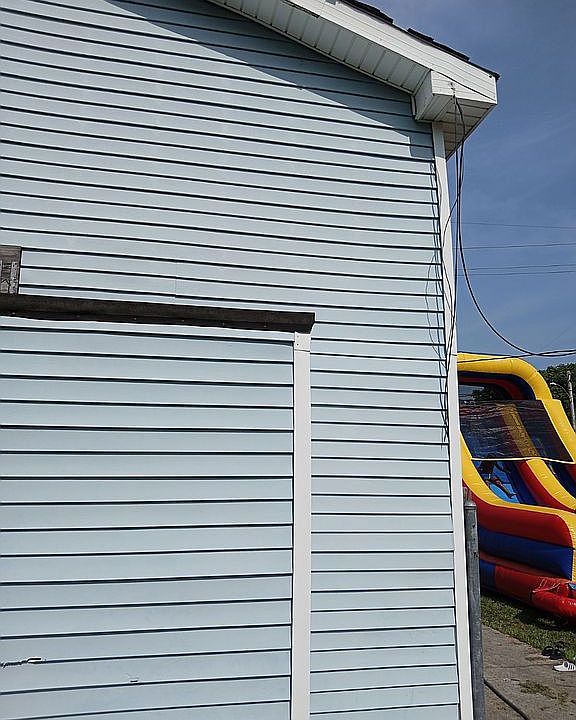 2nd image of 913 Odeon St