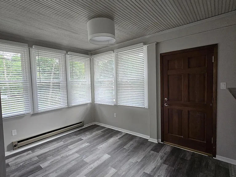 9980 Rinaman Rd — Photo 13