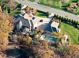 11610 Meadow Ridge Ln, Great Falls, VA 22066