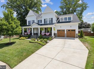 2011 Kilgore Rd, Falls Church, VA 22043