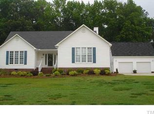 4028 Forty Niners Rd, Clayton, NC 27520