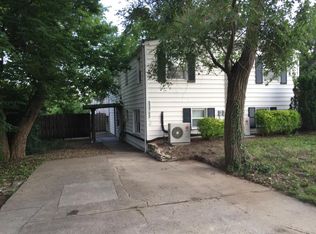 211 Ridge Dr, Manhattan, KS 66502