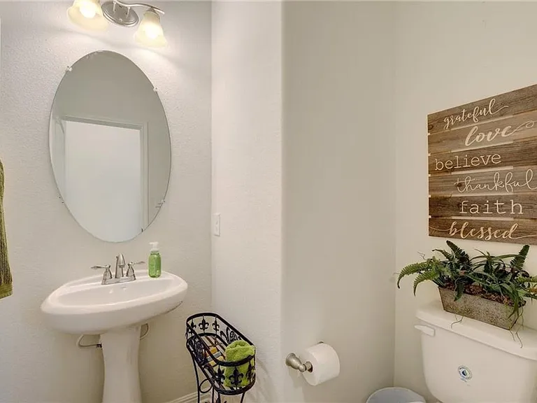 228 Simon — Photo 15
