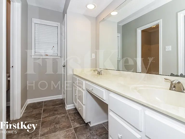 4619 Leash Ln — Photo 10