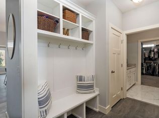 129 N Glengary Dr, Nixa, MO 65714