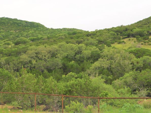 1167 Pipe Springs, Lakehills, TX 78063