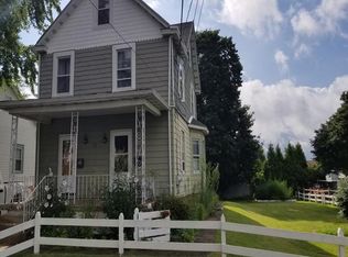 19 Dallas Rd, Willow Grove, PA 19090