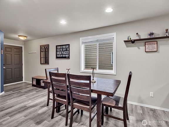 5th image of 4821 145th Street NE