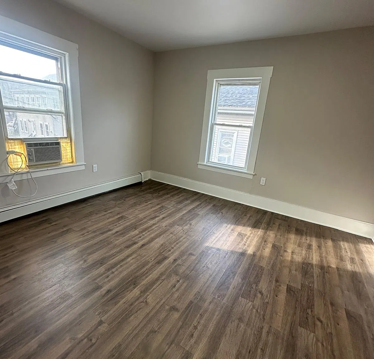 43 Maple Street - 2 — Photo 3