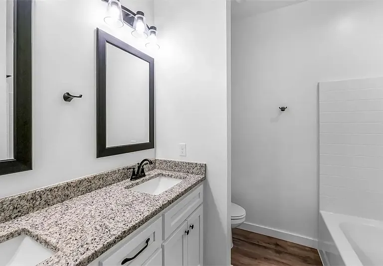 1540 W Long St — Photo 10