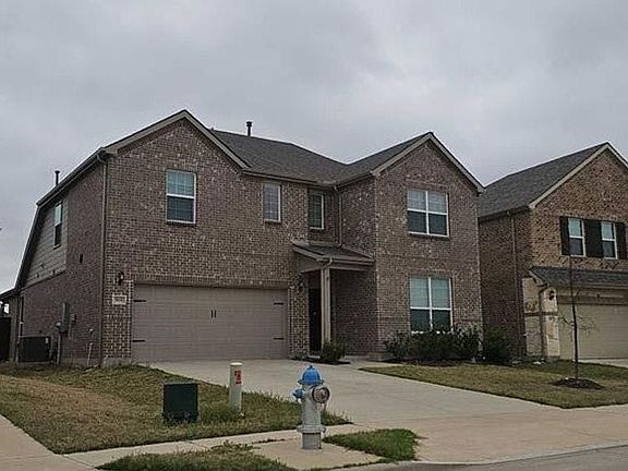 3rd image of 909 Penny St