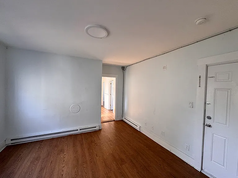 111 Southgate St #2 — Photo 8