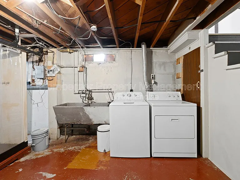 112 W Amherst Ct — Photo 12
