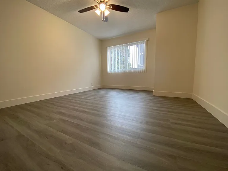1808 N Harvard Blvd — Photo 66
