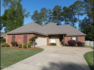 103 Bridge Park Dr, Canton, MS 39046