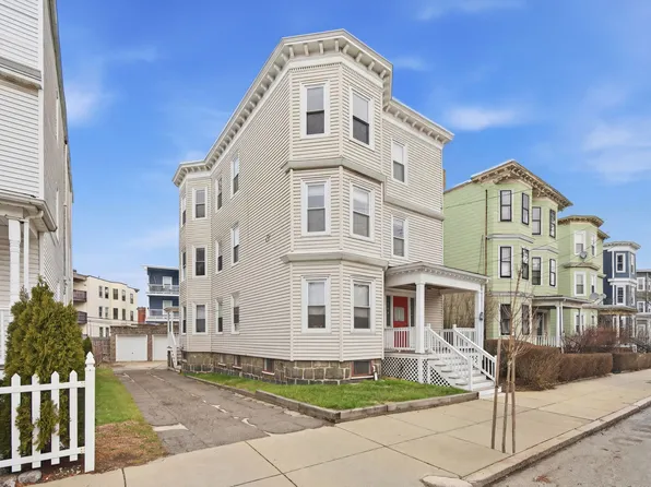 18 Gibson St #3, Boston, MA 02122