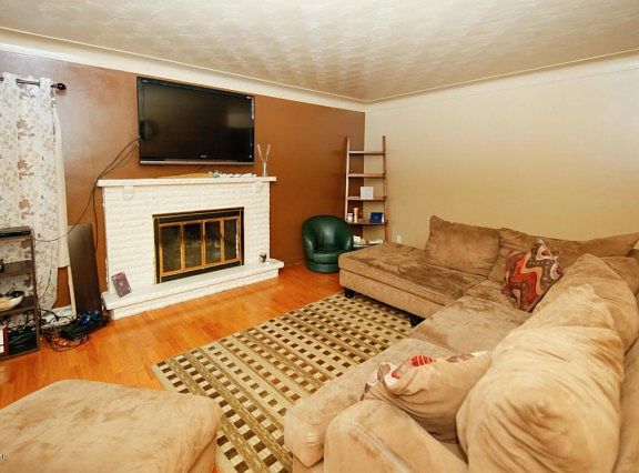 4th image of 1707 Marywood St