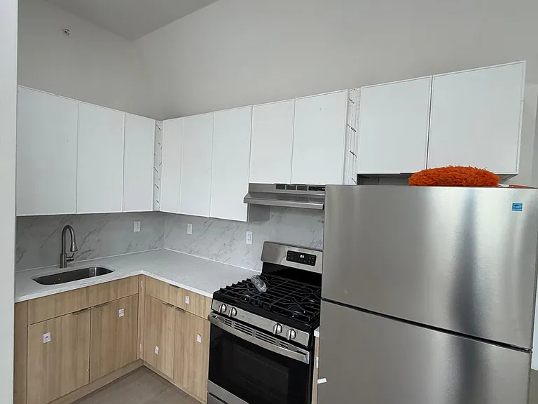 53 Lincoln Park #3A — Photo 4