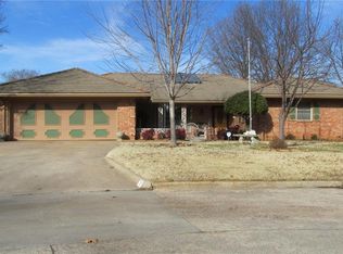 5 Hughes Cir, Shawnee, OK 74804