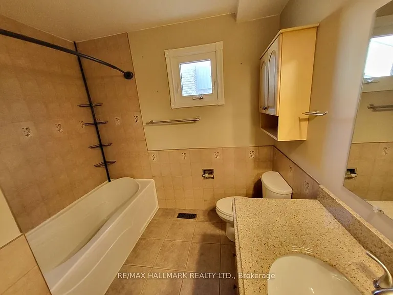 928 Wayne Dr #MAIN — Photo 11
