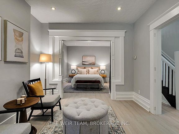 5th image of 1394 Queen St E