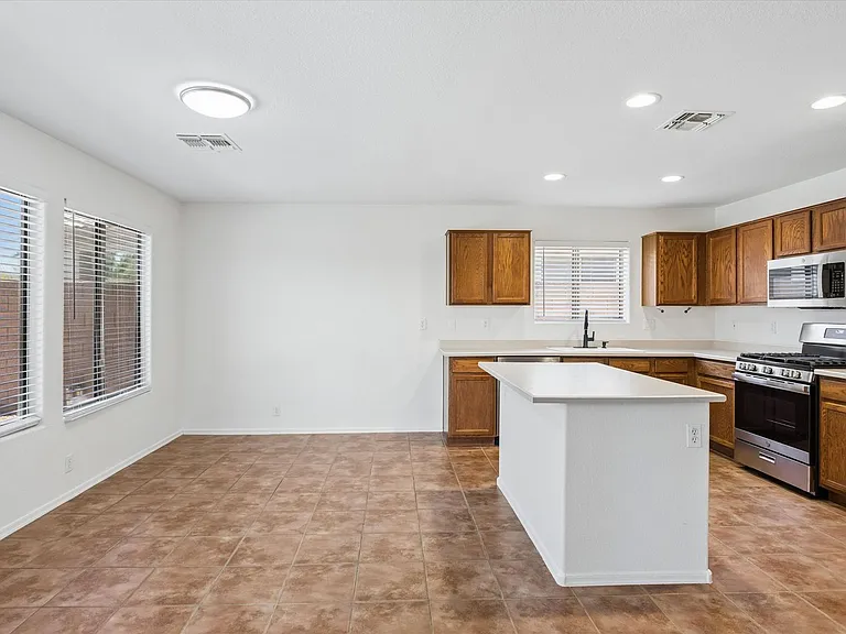 5120 E Via Dona Dr — Photo 10