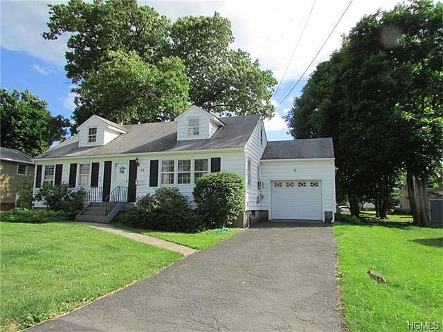 1st image of 39 Pine St