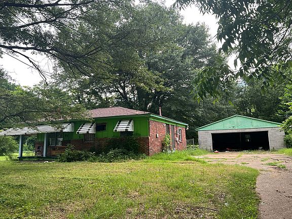 2nd image of 3202 Horn Lake Rd