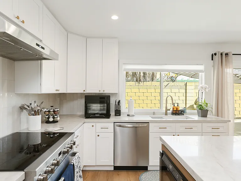 3540 Bluebell St — Photo 22