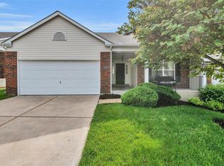 164 Carytown Ln, Florissant, MO 63034