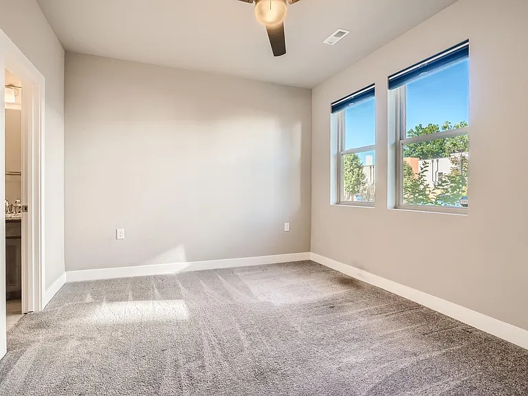 1st floor bedroom with ensuite bathroom