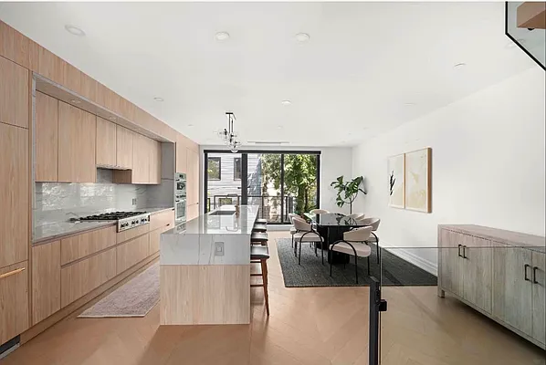 Kitchen, photo 1