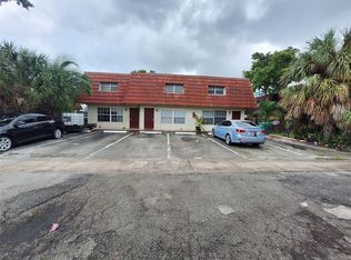 5911 NW 20th St, Lauderhill, FL 33313