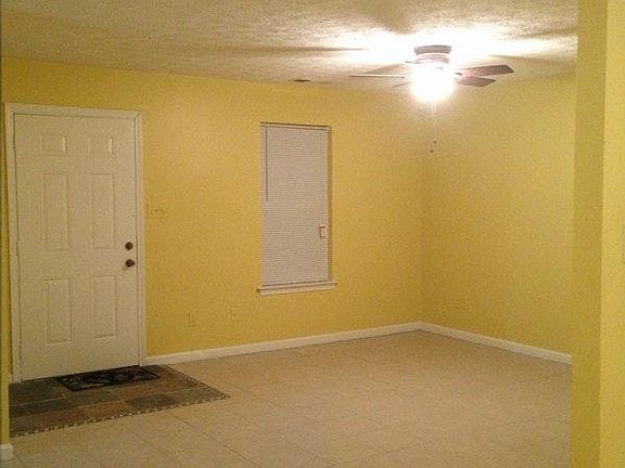 Living room, which flows into dinning room