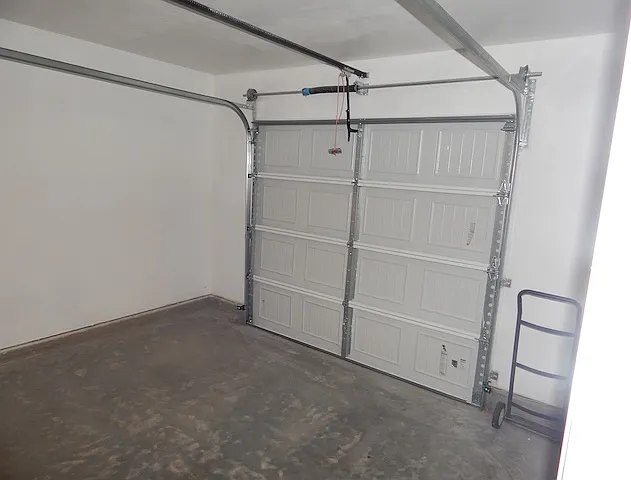 207 Oakmont Valley Trl — Photo 3
