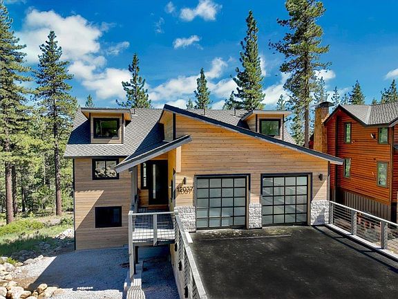 2nd image of 12037 Lamplighter Way