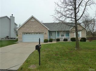 2051 Magnolia Garden Dr, O'Fallon, MO 63368