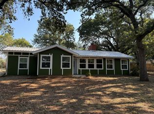 1639 Rogers Rd, Newark, TX 76071