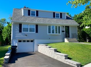 38 Donna Dr, Bloomfield, NJ 07003