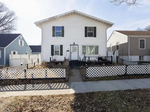804 N 16th St, Bismarck, ND 58501