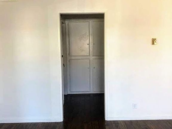 2nd image of 4138 W 129th St APT C