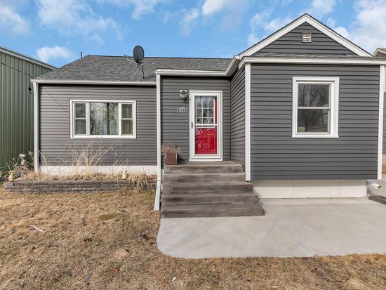 321 Meeker Ave S, Watkins, MN 55389