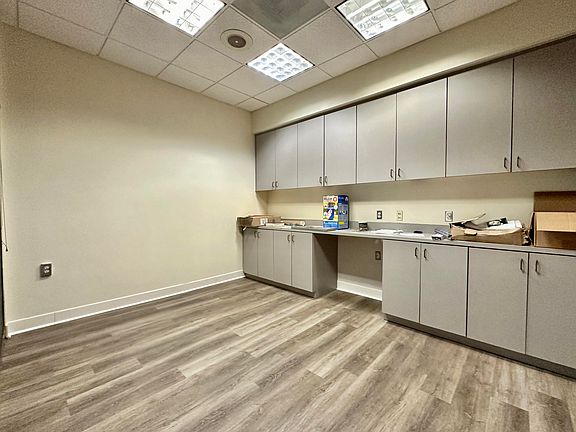 5th image of 8 Lester St