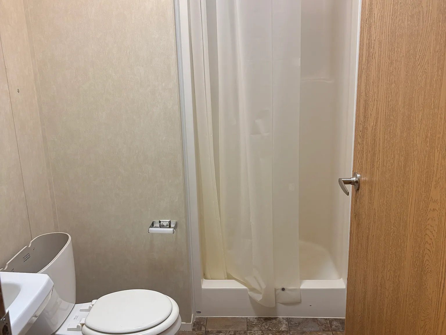 3 bed, 1152 sqft, $1,250 — Photo 2